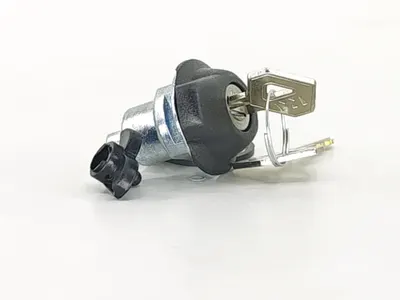 Renault 9 Bagaj Kapağı Dış Kilidi Anahtarlı Mais 7701349484