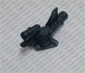 TERMOSTAT KOMPLE 83°C DACIA DUSTER 10> LOGAN 08> SANDERO 08> RENAULT CLIO II 01>09  KANGOO 05> SYMBOL II 09> 1.5dCI