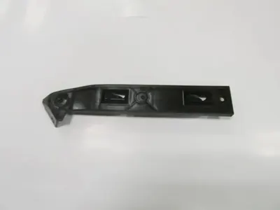 VOLKSWAGEN GOLF- 4- 98/04; ÖN TAMPON İÇ BAĞLANTI BRAKETİ SOL (YAN KULAĞA TAKILAN