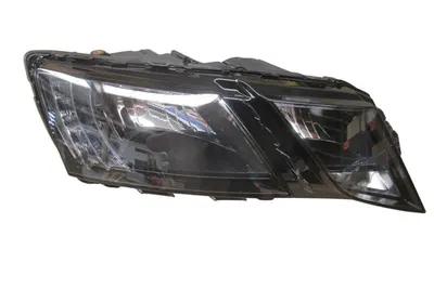SKODA OCTAVIA- 17/19; FAR LAMBASI SAĞ