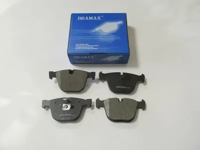 BMW 5 SERI- E60- 04/10; ARKA FREN BALATASI (KABLOSUZ)(DİSK)(140.6x67.6x15.9)(BRAMAX)
