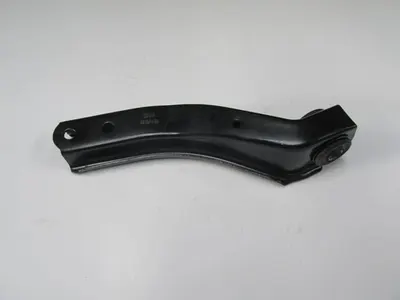 OPEL CORSA- B- 93/96; ÖN ALT TABLA SOL ROTİLSİZ/BURÇLU (SALINCAK) (SH)