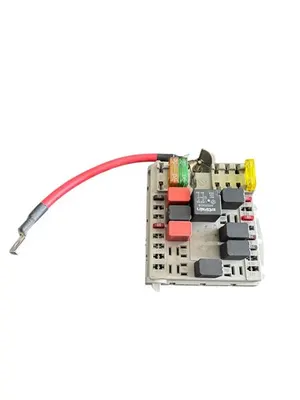 PALİO ALBEA SİGORTA KUTUSU